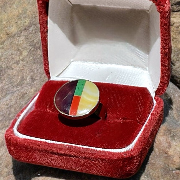 🌺Artisan Sterling & Inlaid Stone Ring - Picture 11 of 13
